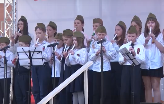     Жители Ачинска встретили День Победы