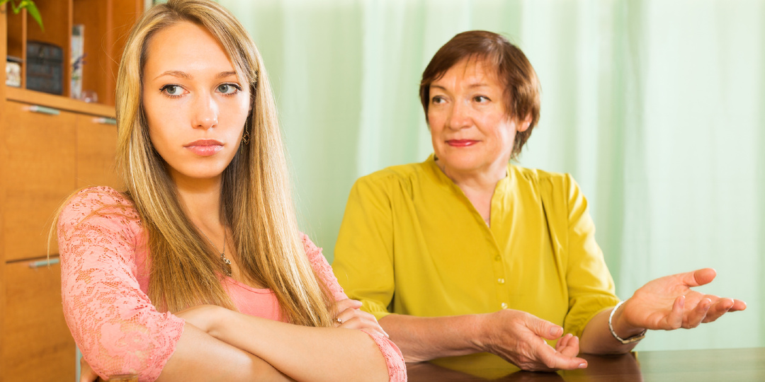 Голова болит, может это мама виновата? Сейчас мы узнаём, кто на самом деле портит вам здоровье.