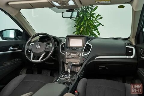 Dongfeng AX7 внутри салон