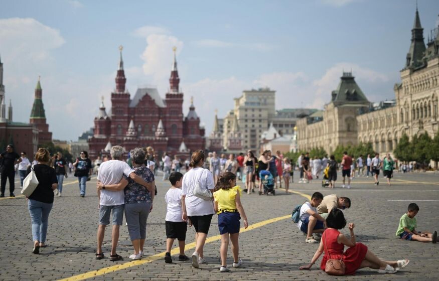    Россиян ждут долгие выходные: в каком месяце?