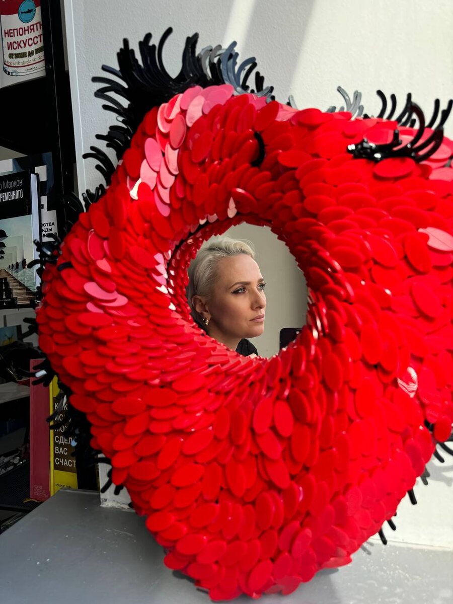 Авторское зеркало Ксении Елисеевой