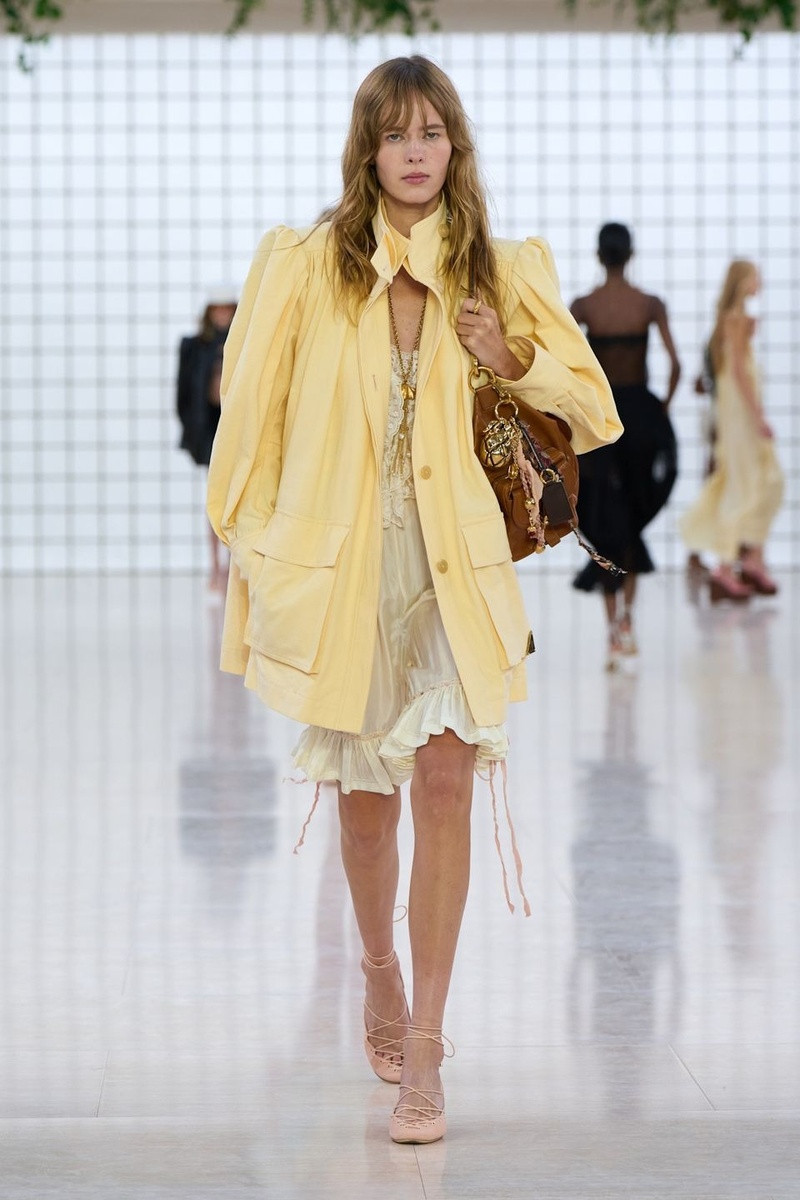    Butter yellow /Chlo&eacute; SS25. Launchmetrics.com/spotlight