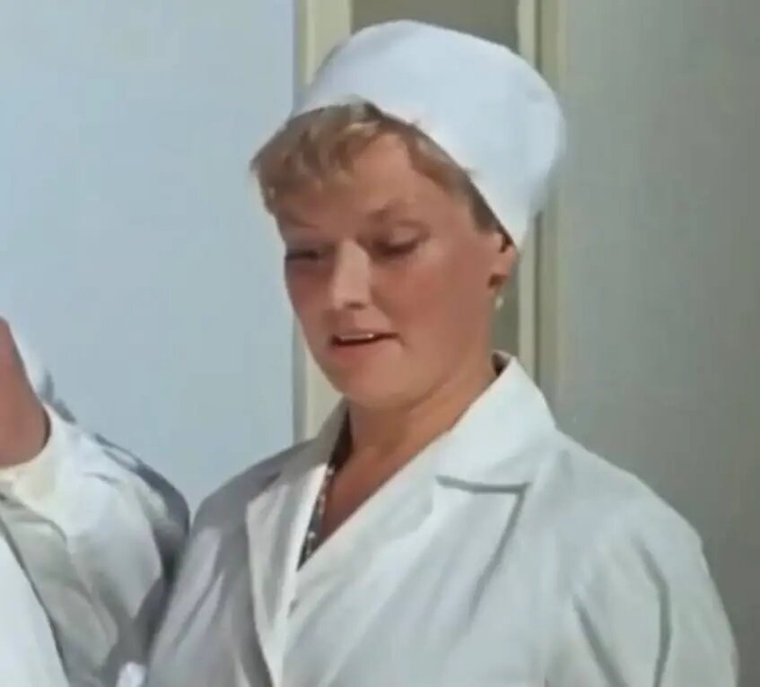    Нина Гребешкова. Фото: кадр из фильма «Кавказская пленница, или Новые приключения Шурика»