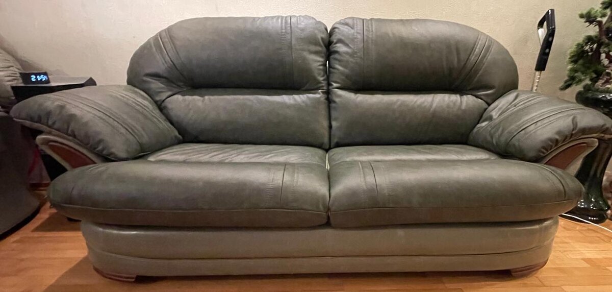 Диван ПОСЛЕ замены облицовки