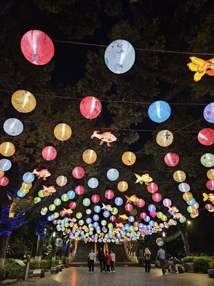 Центр Гуйлиня. Фото автора.