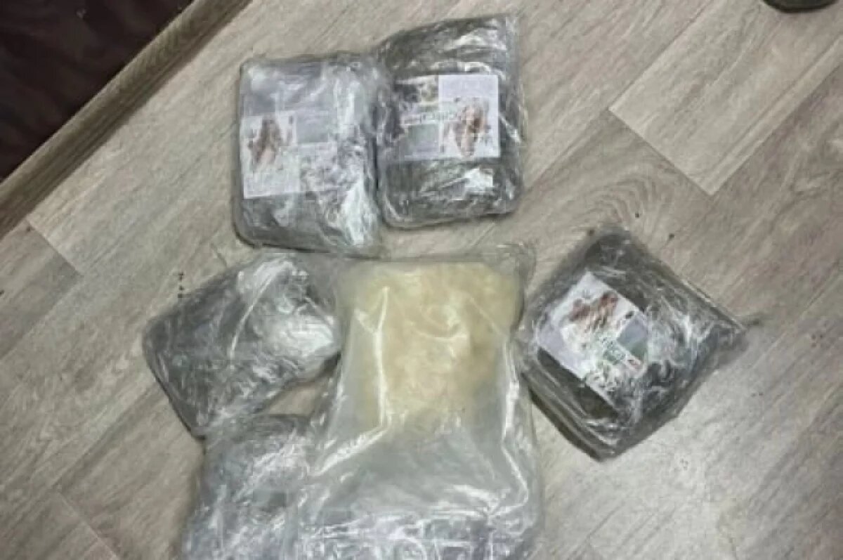    Донские полицейские пресекли попытку сбыта крупной партии наркотиков