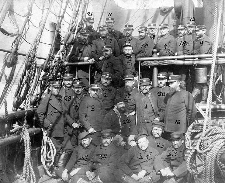 Как умные цивилизованные люди превращаются в стаю: неудобная правда о группе в экстремальной ситуации (материал подготовлен https://t.me/AsketCenter)
