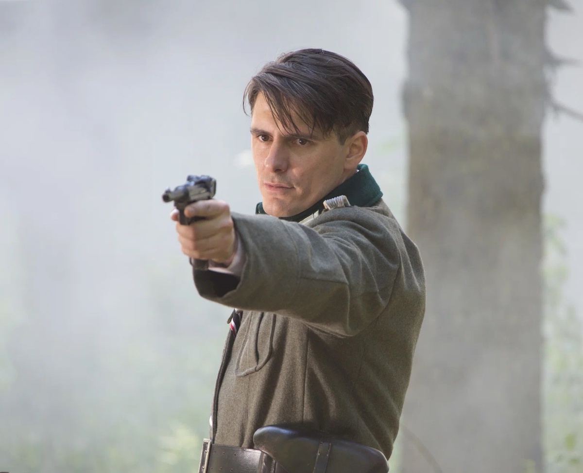 Дмитрий Паламарчук кадр из сериала «Казнить нельзя помиловать»