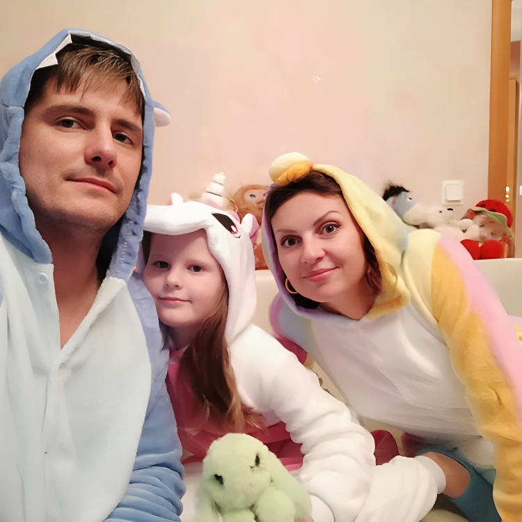 Дмитрий Паламарчук, Инна Анциферова и дочь Полина