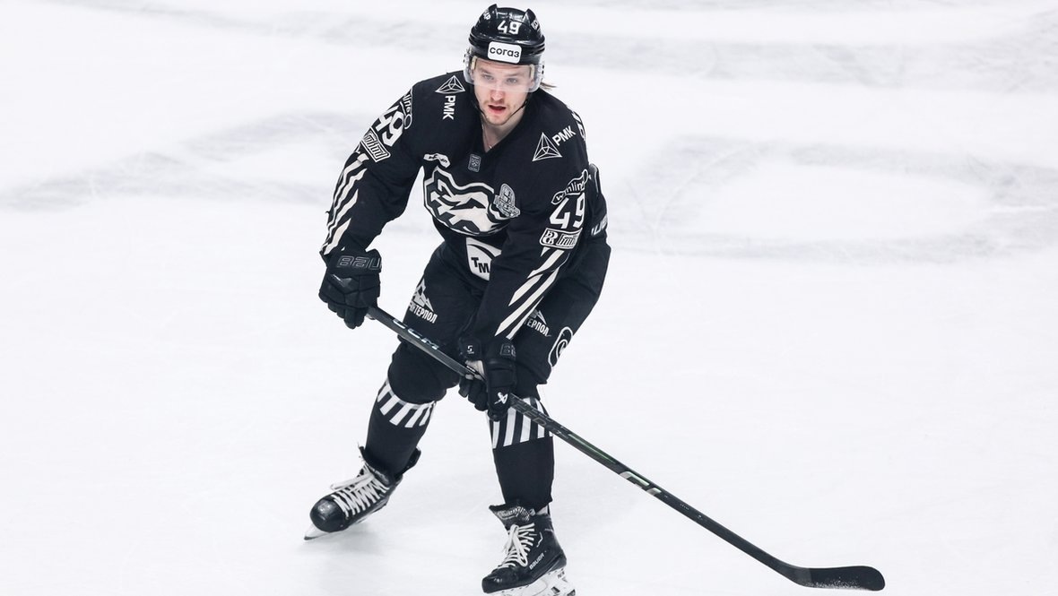    Максим Шабанов.Павел Табарчук photo.khl.ru