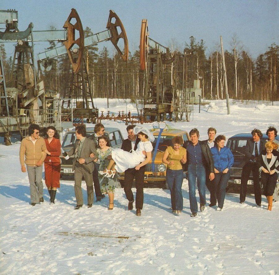 Свадьба нефтяников в Сибири. СССР. 1980-е гг.
