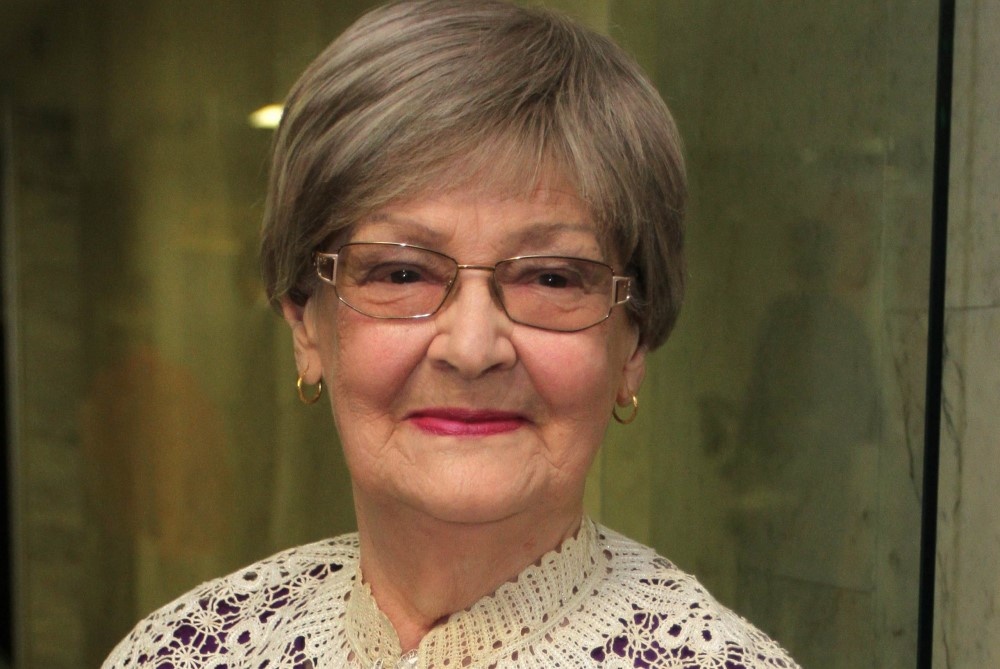     Вдова Леонида Гайдая актриса Нина Гребешкова на киноконцертной программе "Наше кино", посвященной 200-летию Бородинской битвы, в Кремлевском дворце. Фото ИТАР-ТАСС/ Вадим Тараканов