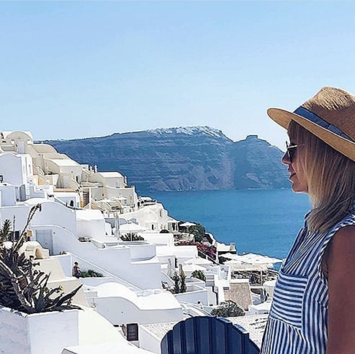 Автор на Санторини стопицот лет назад (фото из архива)