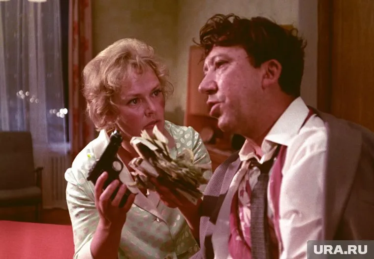 После выхода «Бриллиантовой руки» зрители заподозрили Гребешкову и Никулина в отношениях
Фото: Global Look Press