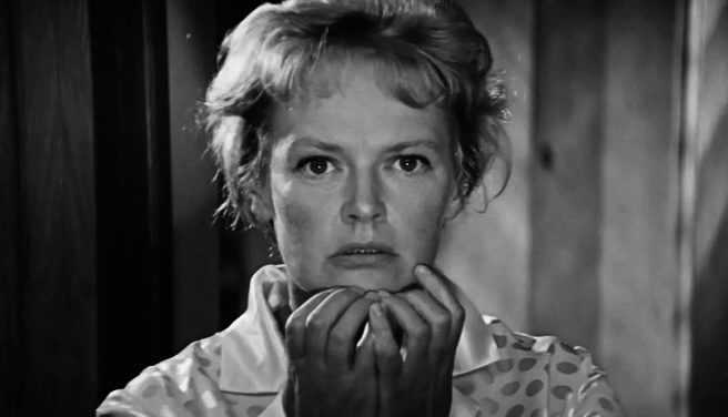 Кадр из фильма «Бриллиантовая рука» (1969), реж. Леонид Гайдай