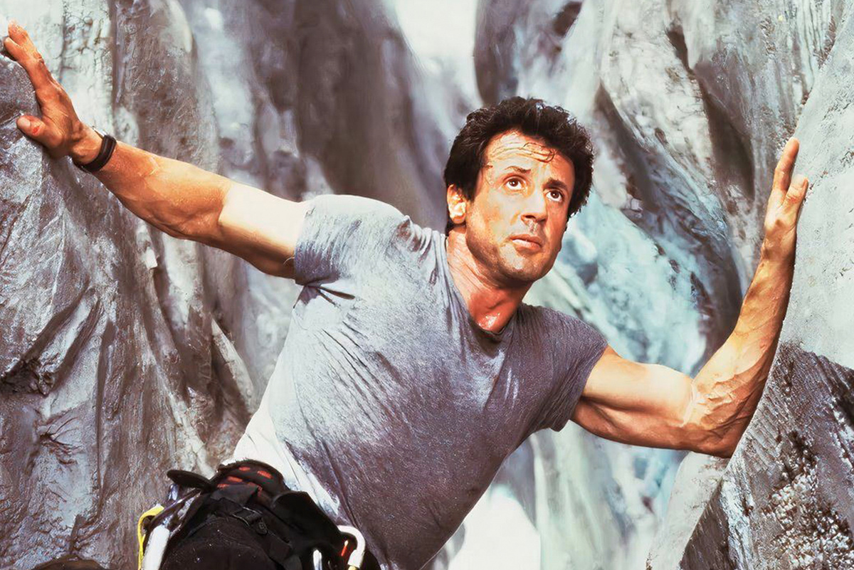 [Кадр из фильма «Скалолаз»]