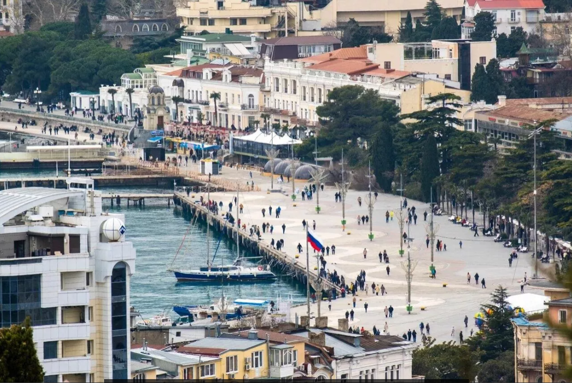    Спрос на летний отдых в Крыму вырос на 44%