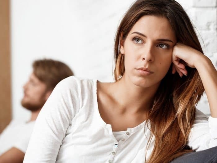 С эти мужчиной нужно что-то решать