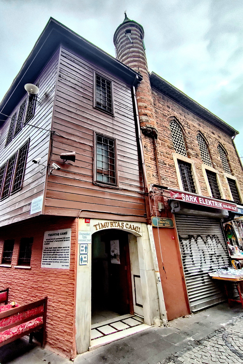 Стамбул, мечеть Хаджи Тимурташа, 15 век (все фото статьи авторские, если не указано иное)