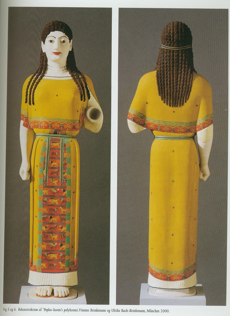 Коры - женские фигуры архаического периода ((VIII–VI века до н. э.) листайте вправо