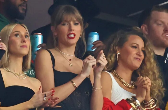 Recording artist Taylor Swift and actress Blake Lively attend Super Bowl LVIII between the Kansas City Chiefs and the San Francisco 49ers at Allegiant Stadium.
Mark J. Rebilas-Imagn Images