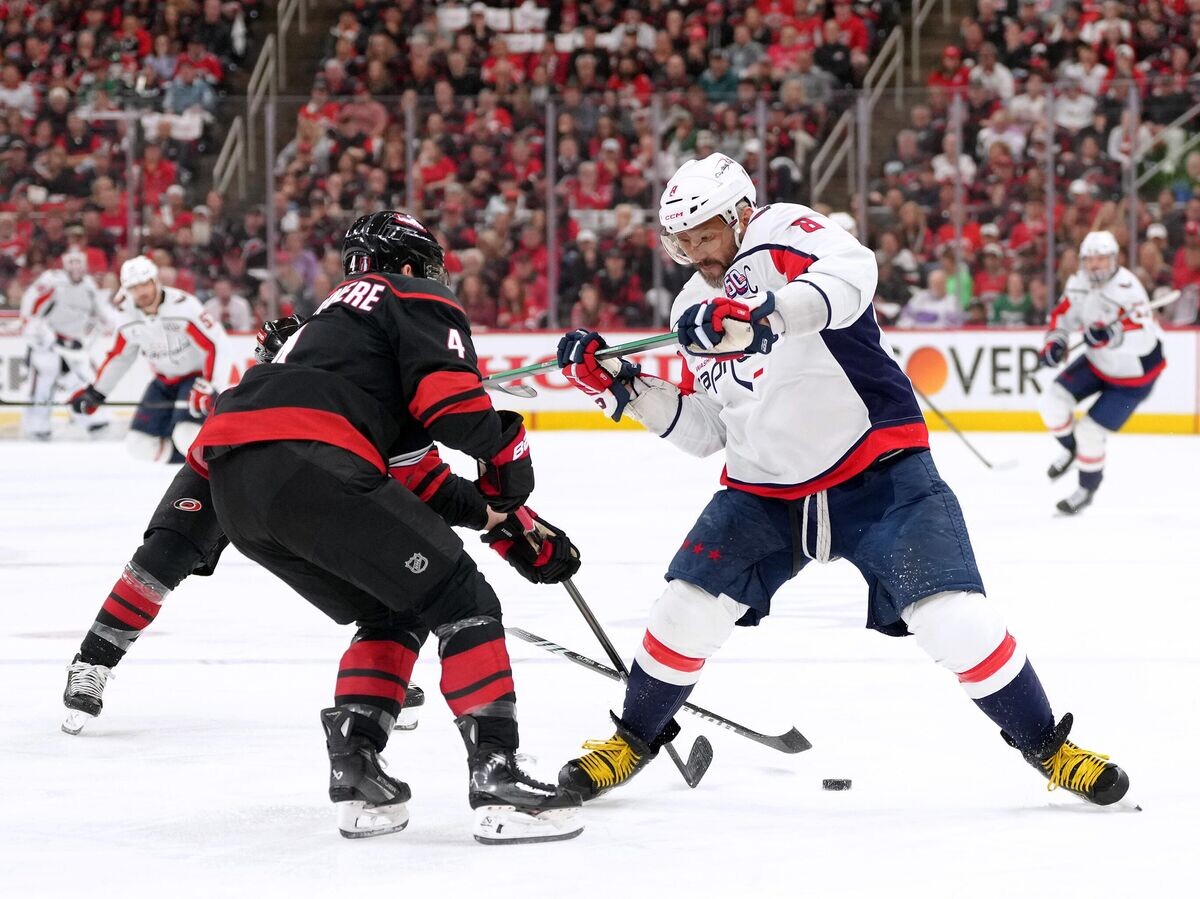    Хоккеист "Вашингтон Кэпиталз" Александр Овечкин© Getty Images / Grant Halverson