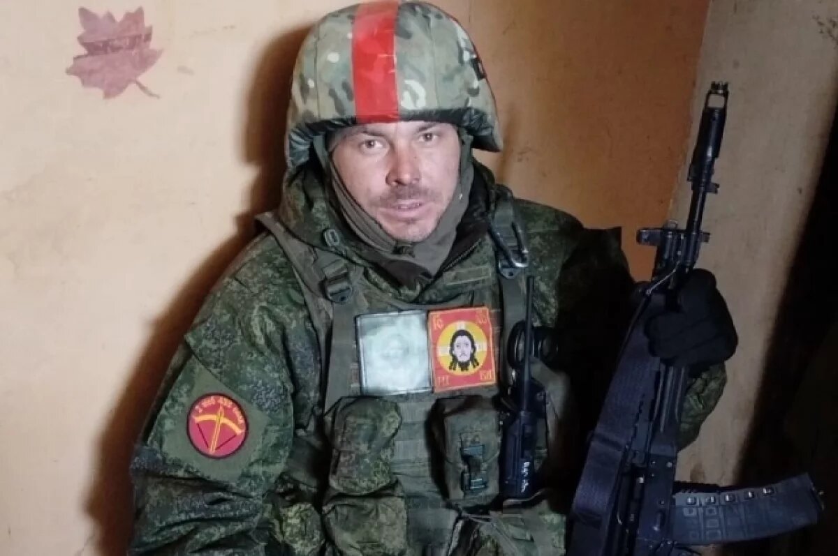    Евгений Пустовалов был стрелком.