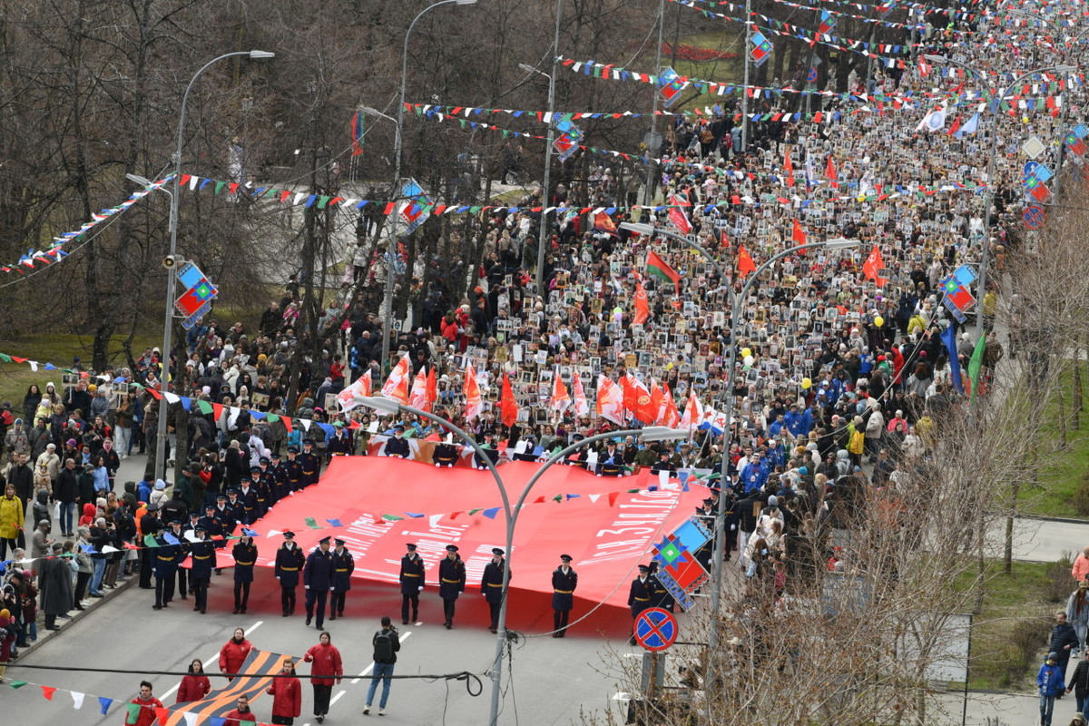    "Бессмертный полк" в Петрозаводске, 2025. Фото: "Республика" / Лилия Кончакова