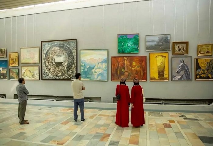 Галерея Государственной академии художеств Туркменистана, Ашхабад, Туркменистан (Фото: TDH)