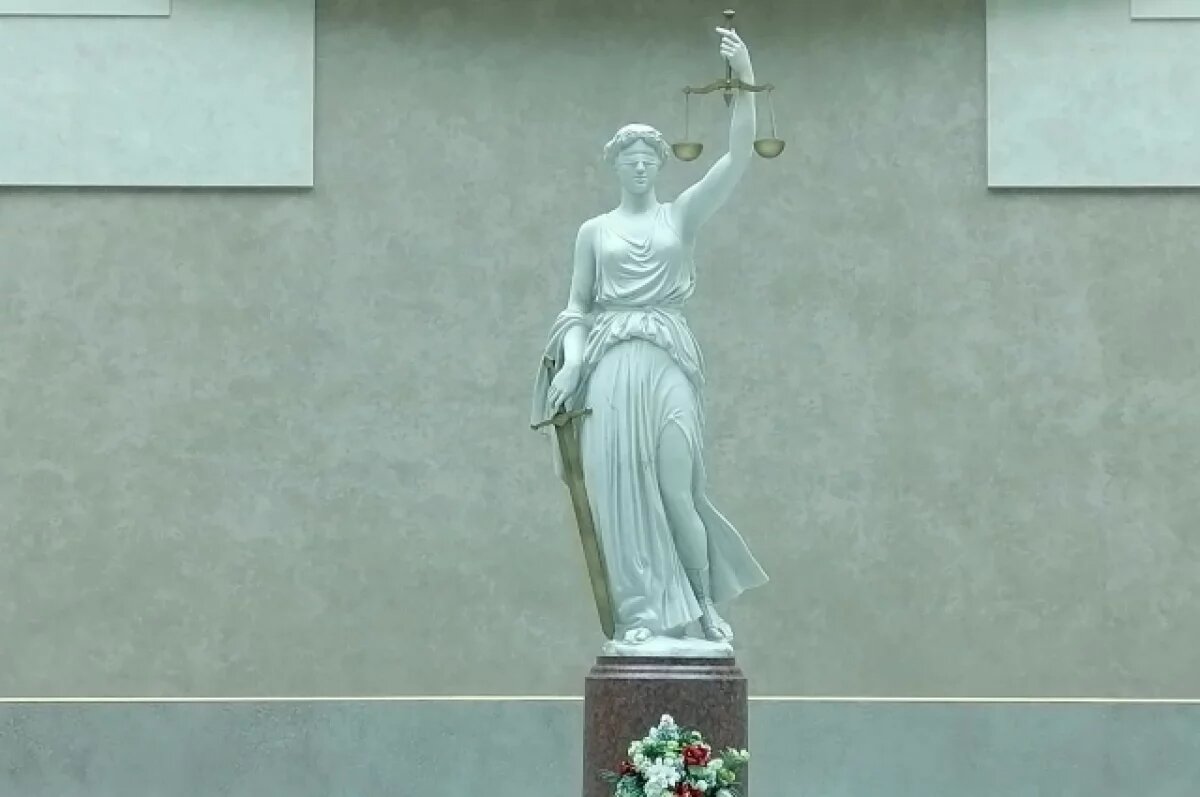    В Удмуртии 17-летний юноша предстал перед судом за сбыт наркотиков