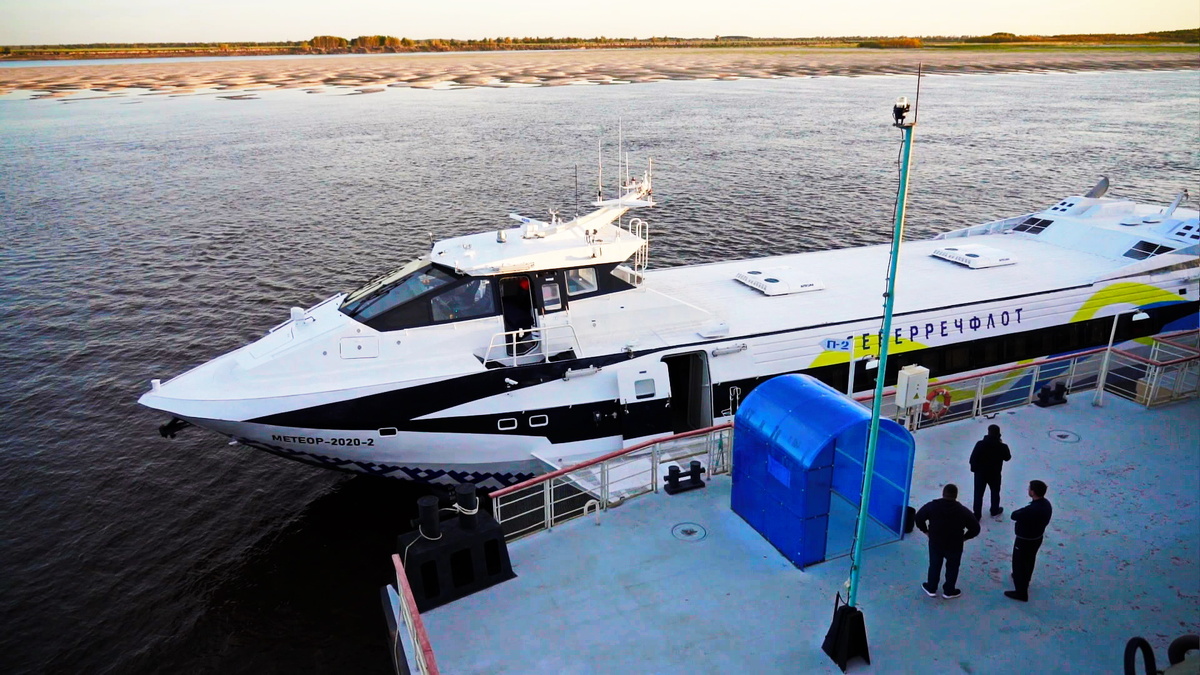    На Оби началась пассажирская навигация