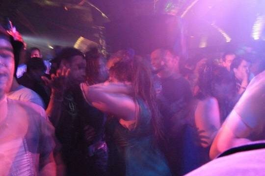    В России задумались о вводе доступа в ночные клубы по биометрии