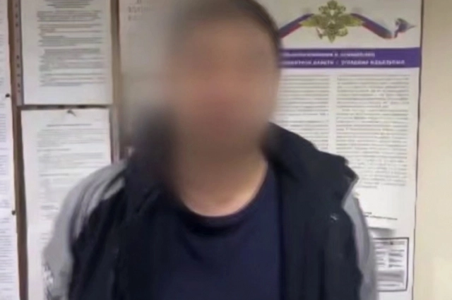 Скриншот видео с задержанным нападавшим.