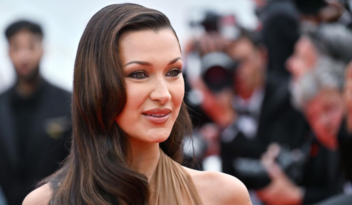     Белла Хадид перекрасилась в блондинку