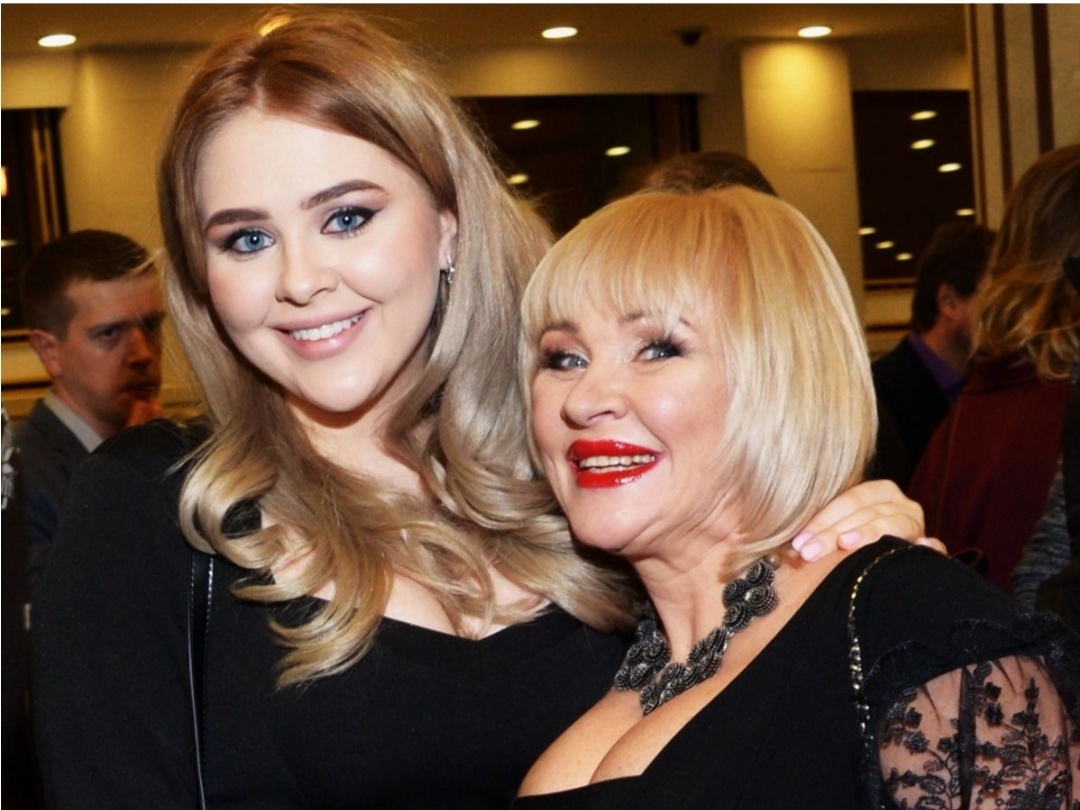 Анастасия и Ирина Грибулины