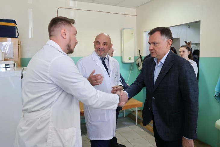    Юрий Слюсарь Редакция Газеты