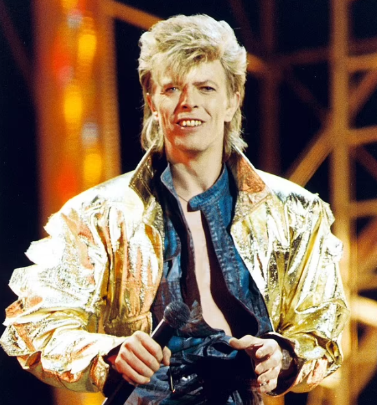 Дворец скрывал фотографии принцессы Дианы и Дэвида Боуи почти 40 лет, чтобы пресечь слухи об их романе