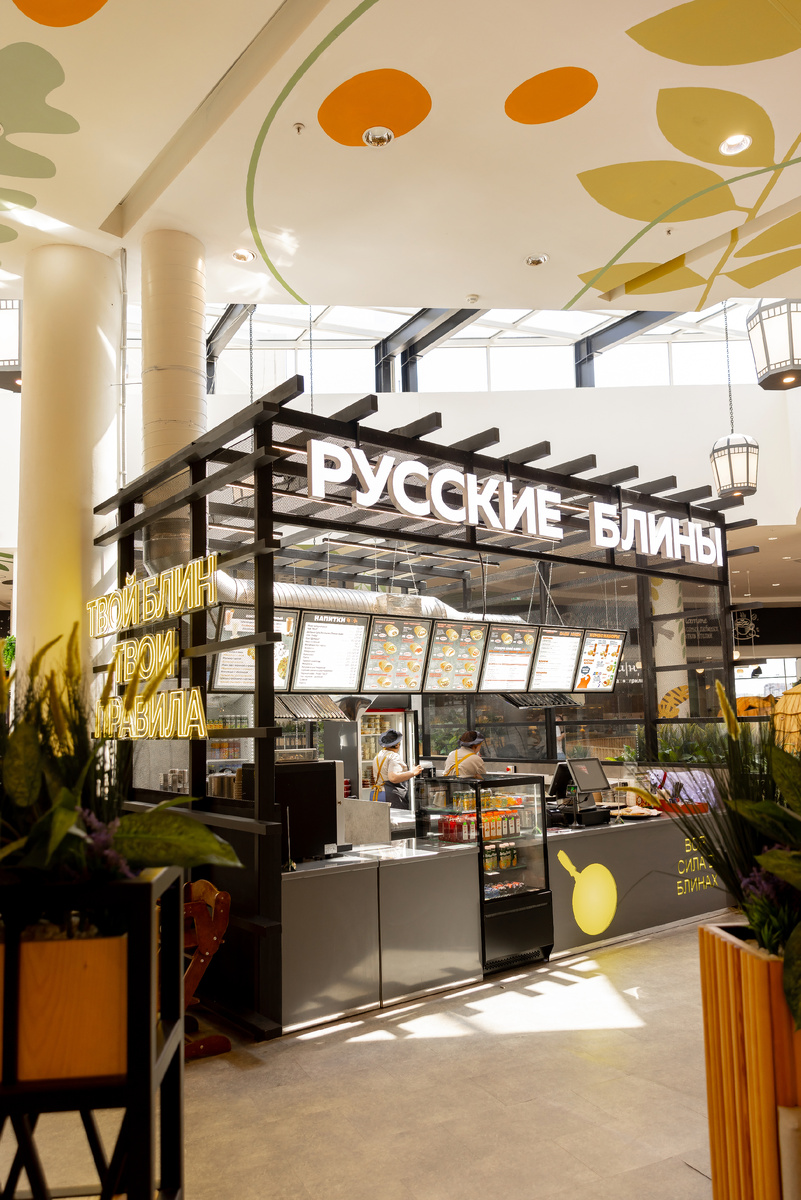Обновленный корнер «Русские блины» на Фуд-парке Ауры. Теперь блины выглядят так же хорошо, как и кусно!