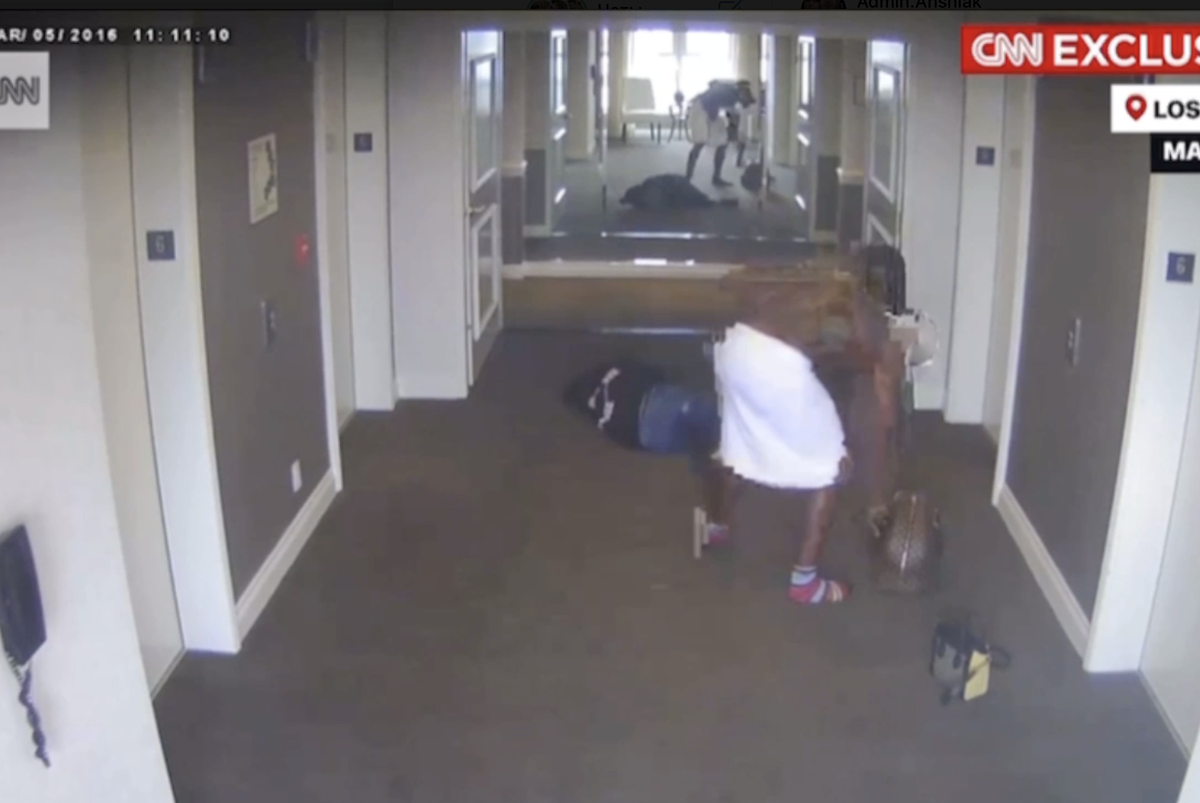 Дидди бьет свою экс-девушку Кэсси