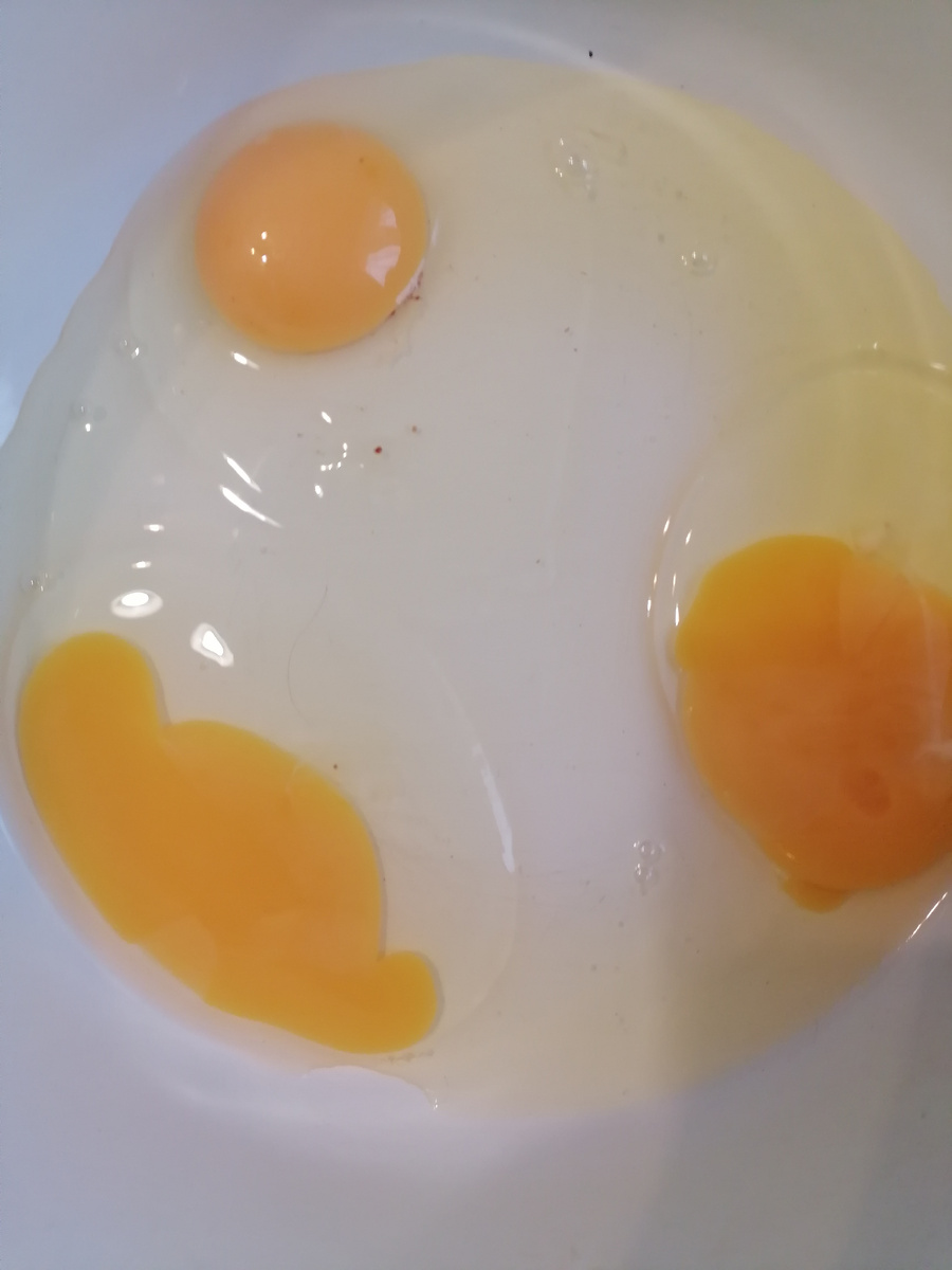 Фото 2. Яйца для пирога
