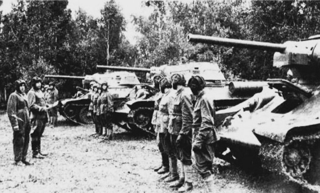 Вот как-то так выглядит постановка задачи танкистам.