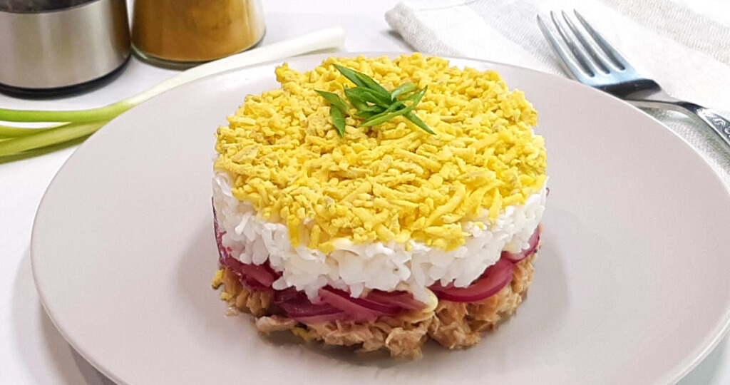 Салат Мимоза с рисом. Легкий и очень вкусный!