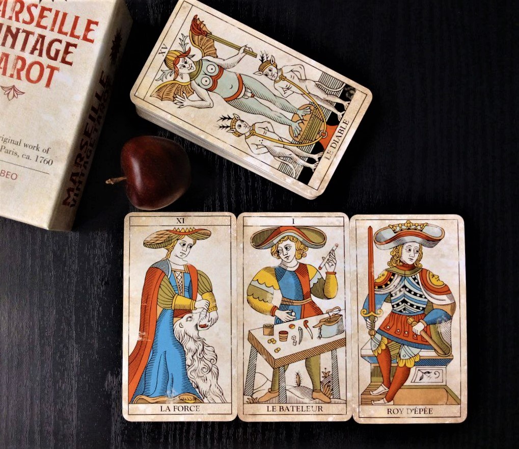 Ответ смотрим на колоде "Марсельское винтажное таро"