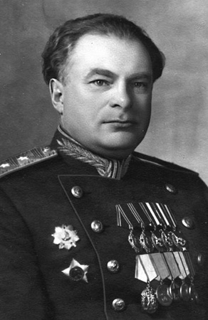 Николай Николаевич Селивановский (3 апреля 1901, Хойники, Минская губерния — 2 июня 1997, Москва) — сотрудник органов госбезопасности, генерал-лейтенант. Был заместителем начальника ГУКР Смерш по разведработе. Заместитель Министра госбезопасности СССР (1946—1951)