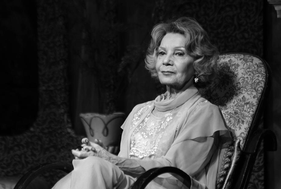    Persona Stars/053/legion-media.ru