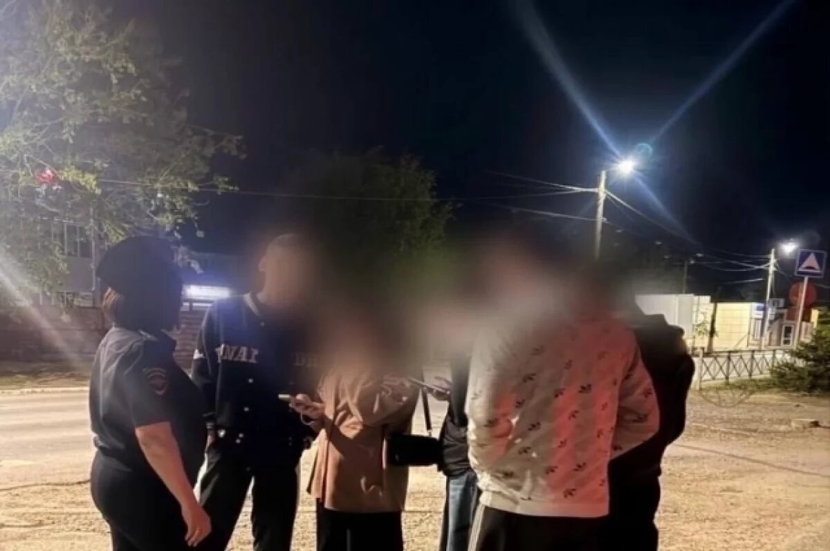    Астраханская полиция выявила 173 безнадзорных подростка на ночных улица