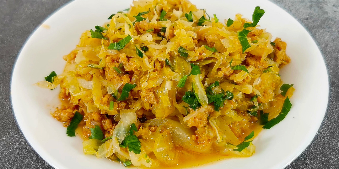 Тушеная капуста с фаршем. Как приготовить вкусно и просто