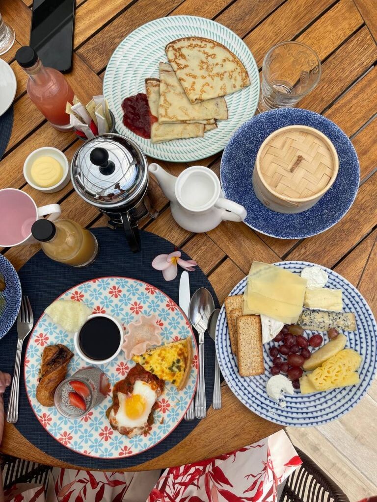 «Полезное питание — это не только правильное соотношение белков, жиров и углеводов, но и достаточное количество витаминов, минералов и антиоксидантов» - Алсу Копылова