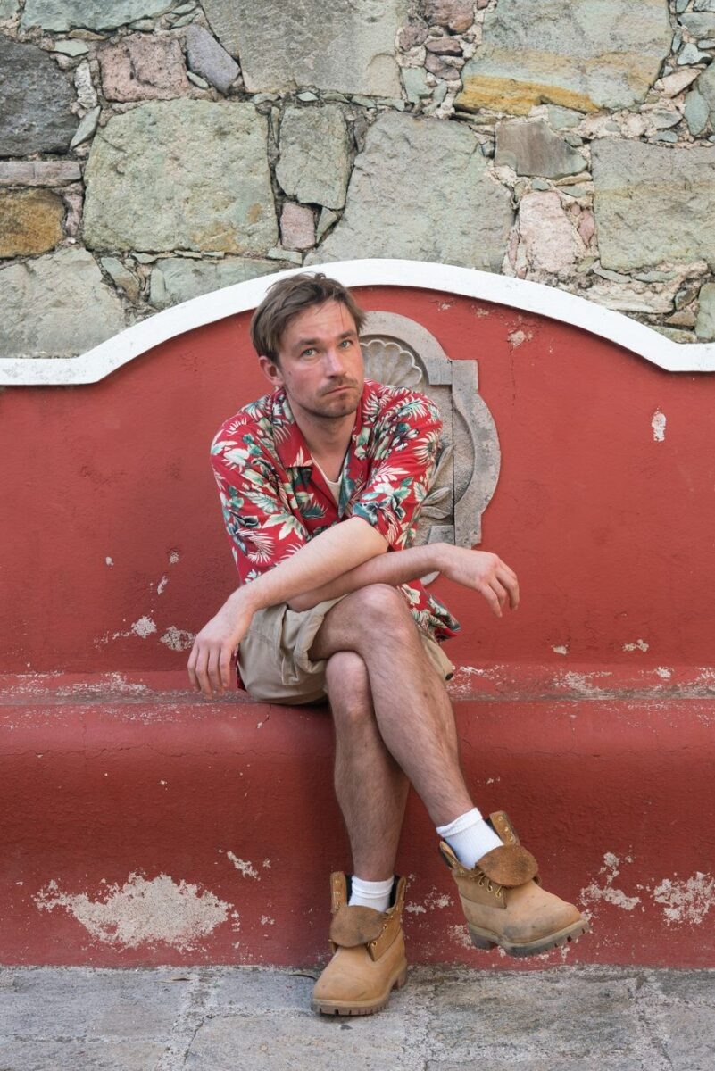 Александр Петров