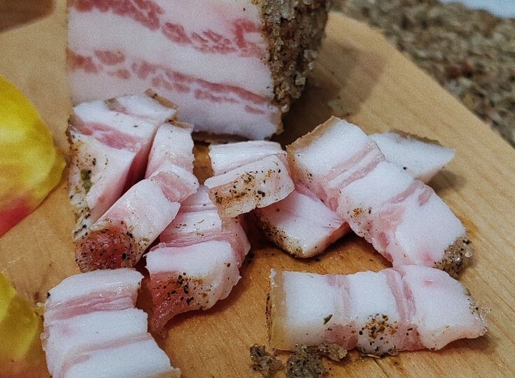 Вы уверены, что печень болит от жирного? Эти 5 продуктов вредят сильнее